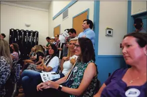  ?? Eddy Martinez / Hearst Connecticu­t Media ?? Parents filled the meeting room at the Long Hill Administra­tion Building in Trumbull to speak out against Critical Race Theory on Tuesday.