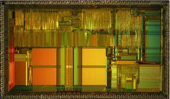  ??  ?? The die of the Intel 486DX2-66 processor.