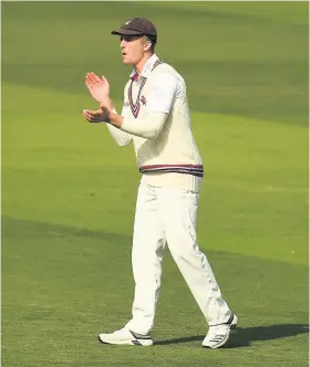  ?? Picture: Harry Trump/Getty ?? Somerset skipper Tom Abell encourages his side during the Bob Willis Trophy final against Essex at Lord’s