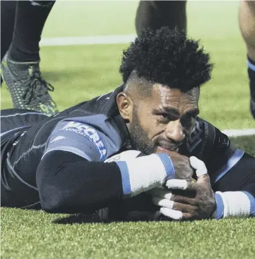  ??  ?? 0
Nikola Matawalu scores Glasgow Warriors’ fifth try in their 50-0 victory over Southern Kings.