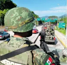  ?? ABRAHAM MARTÍNEZ/ EL SOL DE ACAPULCO ?? Llegada de los militares a Acapulco