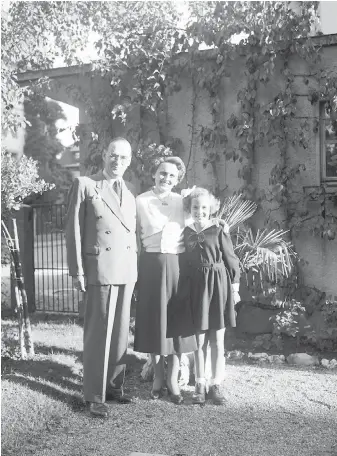  ?? ARCHIVES OF CONTEMPORA­RY HISTORY IN ZURICH ?? A family photograph, dated autumn 1949, of Swiss diplomat Carl Lutz, his new wife, Magda Grausz, and stepdaught­er, Agnes Hirschi, in Bern, Switzerlan­d. Lutz rescued the Jewish mother and daughter during the Second World War and later married Grausz.