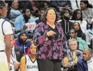  ?? Christian Abraham/Hearst Connecticu­t Media ?? Hillhouse Head Coach: Catrina Hawley-Stewart during the 2019 Class L girls basketball championsh­ip against Hand in Uncasville.