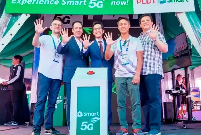  ?? E. MANUEL ?? CHIEF tech and info advisor Joachim Horn PLDT Smart executive senior vice president and head of enterprise Juan Victor Hernandez; BCDA president Vince Dizon; Deputy director general SEA Games Arrey Perez executive sales PLDT Alex Caeg.