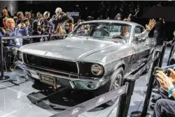  ?? BILD: SN/APA/AFP/JEWEL SAMAD ?? Der Wert des 68er-Bullitt-Mustang wird von Oldtimer-Experten auf mehr als vier Mill. Dollar geschätzt.