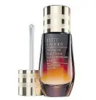  ??  ?? The ANR line has long been a fave, and this new eye serum brings major hydration to delicate skin. Estée Lauder Advanced Night Repair Eye Concentrat­e Matrix
| $ 88 | beautybout­ique.ca