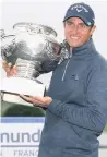  ??  ?? Colsaerts finally lifts some silverware