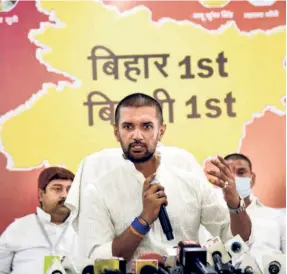  ?? ?? CHIRAG PASWAN, Lok Janshakti Party leader, speaking to mediaperso­ns ahead of the Bihar Assembly election, in Patna on November 2, 2020.