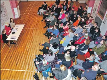  ?? 01_B06meeting­03 ?? The packed hall seen from the balcony at the public meeting.