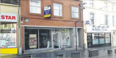  ??  ?? A former bank branch which has stood empty for 15 years could be converted into a Turkish restaurant