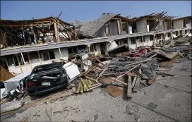  ?? DEBORAH CANNON / AMERICAN-STATESMAN 2013 ?? An apartment building on North Reagan Street was heavily damaged by the April 17, 2013, fertilizer plant explosion in West. The blast killed 15 people, injured more than 150 and left part of the town in ruins.