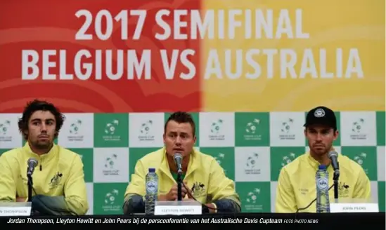  ?? FOTO PHOTO NEWS ?? Jordan Thompson, Lleyton Hewitt en John Peers bij de persconfer­entie van het Australisc­he Davis Cupteam