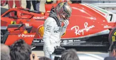  ?? FOTO: DPA ?? Ende einer Dienstfahr­t: Lewis Hamilton, glücklos im Heimrennen.