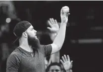  ?? Mark Mulligan / Staff photograph­er ?? If starting pitcher Dallas Keuchel decides to sign with another team, the Astros will receive a 2019 draft pick after Competitiv­e Balance Round B as compensati­on.