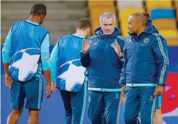  ??  ?? Mourinho alertou para a necessidad­e de “vencer” hoje para seguir em frente
