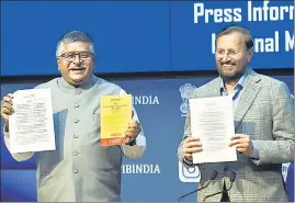  ??  ?? Union ministers Ravi Shankar Prasad and Prakash Javadekar at a press conference in New Delhi on Thursday.