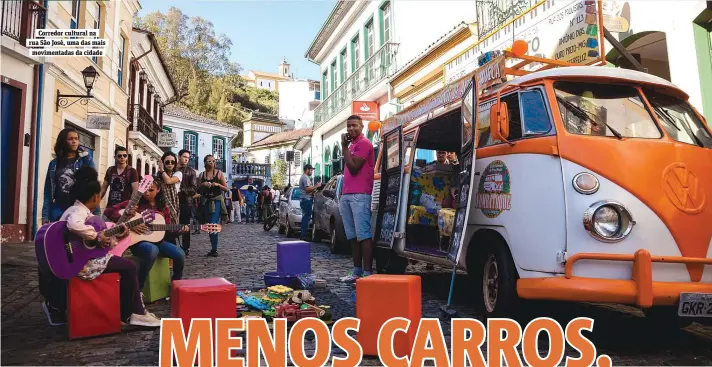  ??  ?? Corredor cultural na rua São José, uma das mais movimentad­as da cidade