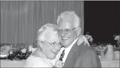  ?? (Courtesy of Rosemarie Murphy-Gordon) ?? Rosemarie Murphy-Gordon’s parents dancing together in an undated photo.