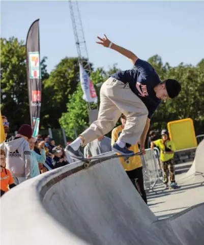  ?? FOTO: SEBASTIAN S. BJERKVIK ?? Kristiansa­nderen Petter Brunvatne (19) er regjerende norgesmest­er i street skateboard­ing og satser mot årets sommer-ol i Tokyo.