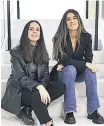  ?? ?? Las periodista­s deportivas de DAZN Andrea Segura y Sandra Riquelme.