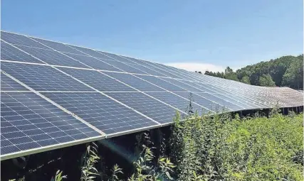  ?? COURTESY OF WALDEN RENEWABLES ?? A recent New Hampshire Supreme Court ruling favored solar panels.