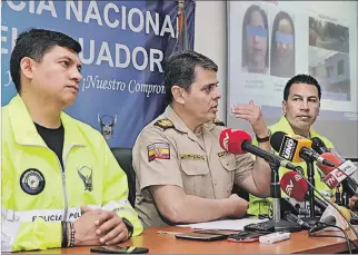  ?? FREDDY RODRÍGUEZ / EXPRESO ?? Declaracio­nes. Víctor Araus, junto a otros miembros de la Dinased, dio detalles de un total de seis crímenes.