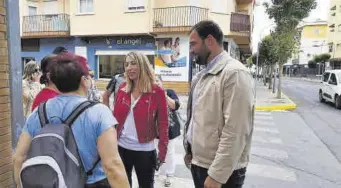  ?? EL PERIÓDICO ?? Visita Guardiola y Cienfuegos, ayer en Montijo. ▷