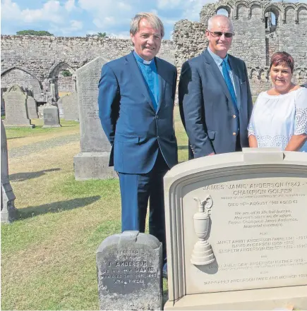  ?? Picture: Steven Brown. ?? The Very Rev Dr Russell Barr, Sandy Lyle, Sharon Allan, Roger McStravick, Mark Ritchie and David Allan at the new headstone for championsh­ip golfer Jamie Anderson who was buried in a pauper’s grave more than 100 years ago.