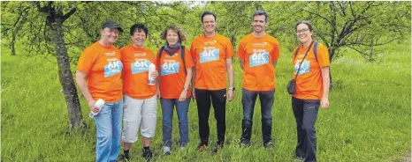  ?? FOTO: EVANGELISC­HE ALLIANZ ?? Mitglieder der Evangelisc­hen Allianz Ravensburg-Weingarten sind für einen guten Zewck sechs Kilometer gelaufen.