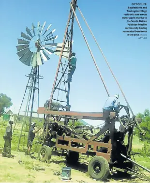  ?? Picture: SUPPLIED ?? GIFT OF LIFE: Bacclesfar­m and Tentergate village residents can access water again thanks to the South African Pakistan Muslim community having renovated boreholes in the area.