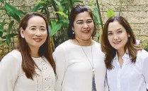  ??  ?? Edsa Shangri-La, Manila director of sales and marketing Gem Valmores, restaurant marketing manager Anne Gatchalian and director of communicat­ions Cristina del Carmen