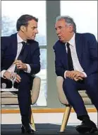  ??  ?? Emmanuel Macron (à g.) et François Bayrou, en janvier à Pau.