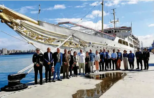  ?? El Mahrousa in Alexandria. ?? Jonathan and his yacht forum colleagues visiting the British-built Egyptian presidenti­al yacht