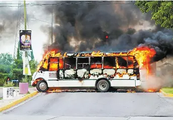  ?? JESUS BUSTAMANTE/REUTERS ?? Una escena de guerra aunque la palabra nos inquiete.