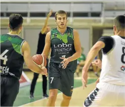  ?? ?? Jorge Lafuente es el jugador de la competició­n que más minutos juega, con un promedio de 39:30.