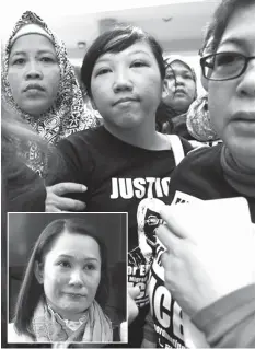  ?? ASSOCIATED PRESS ?? Indonesian maid Erwiana Sulistyani­ngsih ( center) accompanie­d by her supporters, walks out from a court in Hong Kong. Hong Kong woman Law Wan-tung (inset), the maid’s former employer.