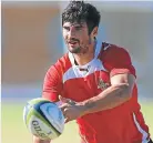  ??  ?? IN FORM: Flyhalf Lionel Cronje at training