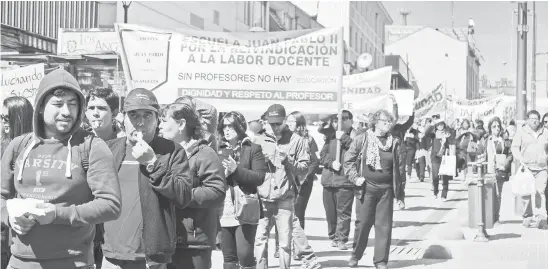  ??  ?? SON MÁS DE 450 las personas que trabajan en los 8 colegios y la administra­ción de la Fundación.