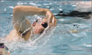  ?? PICTURES: BRUCE ROLLINSON ?? CHANNEL CHAMP: Barry Watson, 65, in action at Bingley Baths in 2004. Forty years earlier, he became the fastest man to swim from France to England.