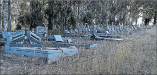  ?? Pictures: RANDELL ROSKRUGE ?? RESPECT NEEDED: BCM has rolled out a turnaround strategy to address issues that affect cemeteries across the city. East Cemetery in Baysville is one of the well-maintained grave sites whereas Cambridge, right, has overgrown grass covering tombstones