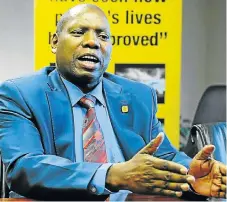  ?? Sowetan ?? Same family: ANC treasurerg­eneral Zweli Mkhize says he thinks the victors and losers in the provincial leadership battle are ‘all part and parcel of the same family’. /
