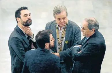  ?? ALEJANDRO GARCÍA / EFE ?? Roger Torrent, Pere Aragonès, Antoni Morral i Quim Torra dimarts passat al Parlament