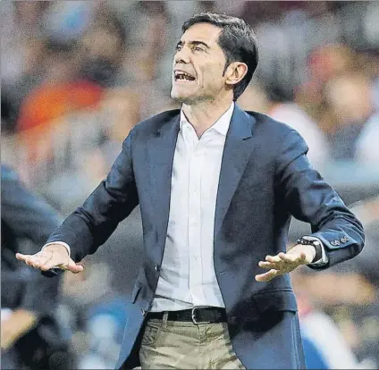  ?? FOTO: AP ?? Tranquilo El entrenador del Valencia, Marcelino García Toral, se mostró confiado en recuperar el acierto en ataque