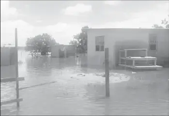  ??  ?? Tabatinga homes flooded.