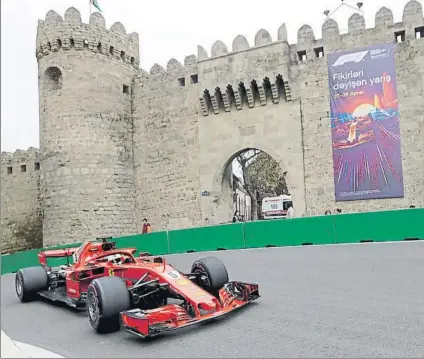  ?? FOTO: AP ?? Sebastian Vettel ha firmado tres poles de las cuatro posibles de este curso y volvió a corroborar la gran mejora del Ferrari a una vuelta