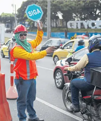  ?? JAIME MORENO VARGAS/ADN ?? La ejecución de los trabajos en sentido sur-norte se harían pasadas las 9 a.m. cuando baje el tráfico.