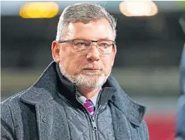  ?? Picture: SNS. ?? Former Hearts manager Craig Levein says the SPFL’S lack of leadership is “embarrassi­ng”.