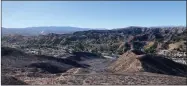  ?? Emily Alvarenga/The Signal ?? Overlookin­g the charred hills and canyons in the Shadow Pines area of Canyon Country on Friday.