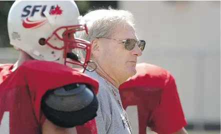  ?? RIC ERNST/PNG FILES ?? Former Simon Fraser head coach Chris Beaton has found a new gig on the sidelines. The 70-year-old has volunteere­d to be an assistant coach to Conrad Deugau at Holy Cross secondary.