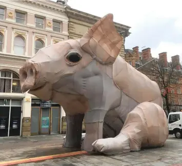  ??  ?? THE sculpture of Snortie the pig in the UK.